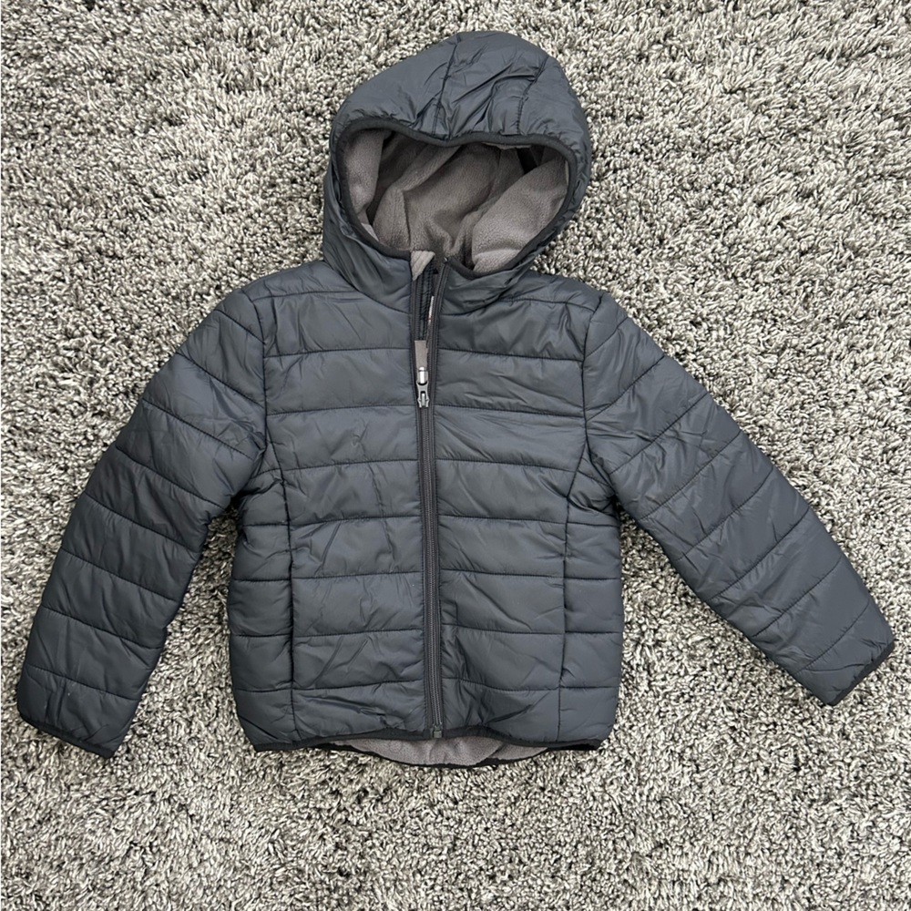 Cat & Jack Kid’s puff jacket